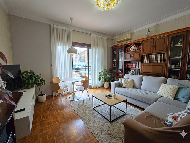 Piso con Balcón en Venta en Plaza lessep, Barcelona