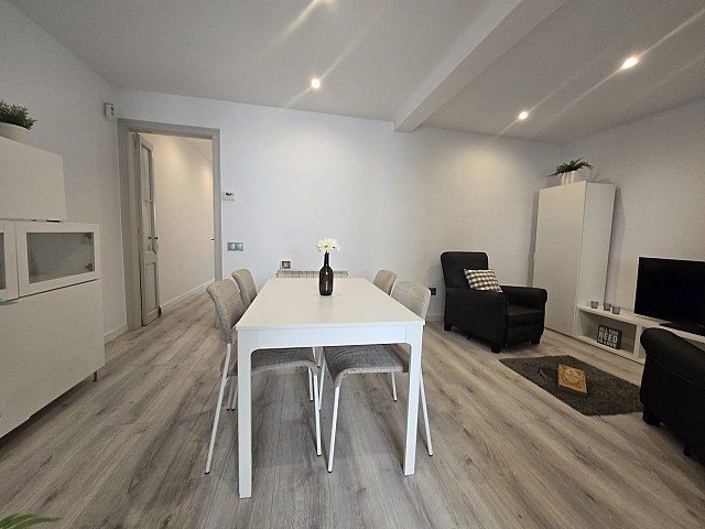 Vivienda Reformada en Eixample Derecho