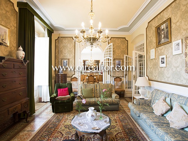 ¡Espectacular casa señorial en pleno centro de Vilassar de Dalt!