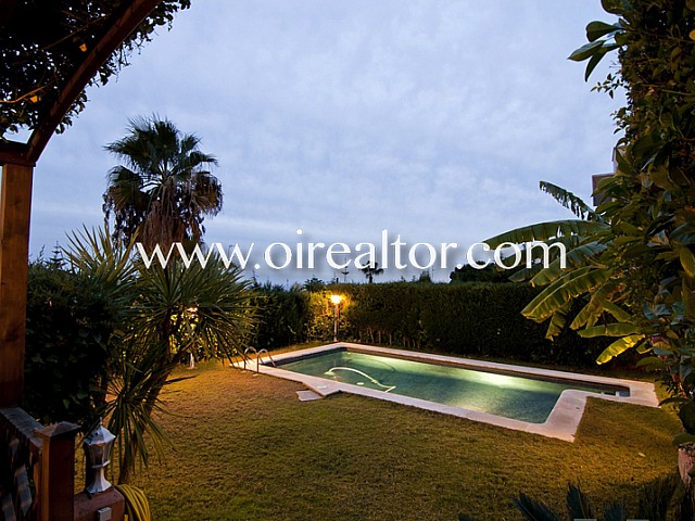 MAGNIFICO CHALET CON VISTAS A MAR EN VALLPINEDA