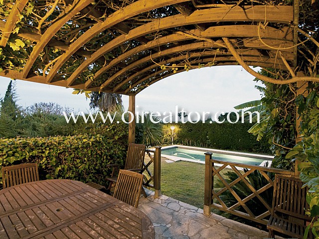 MAGNIFICO CHALET CON VISTAS A MAR EN VALLPINEDA