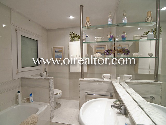 MAGNIFICO CHALET CON VISTAS A MAR EN VALLPINEDA