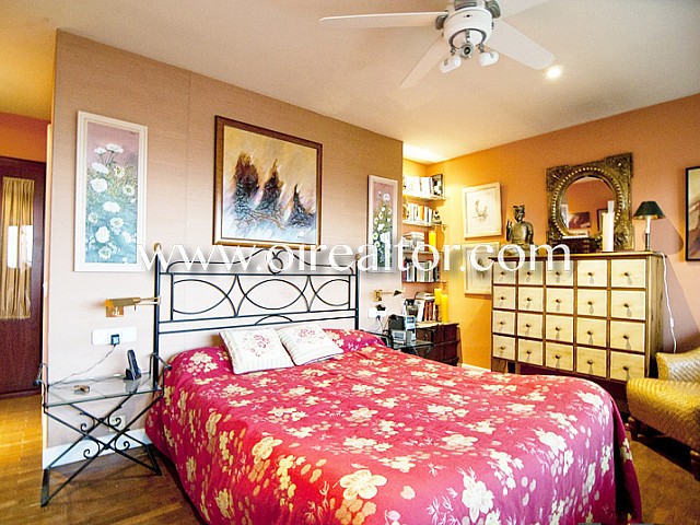 MAGNIFICO CHALET CON VISTAS A MAR EN VALLPINEDA