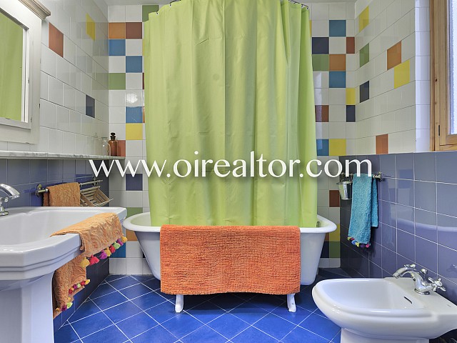 Precioso piso reformado en el Raval, Barcelona