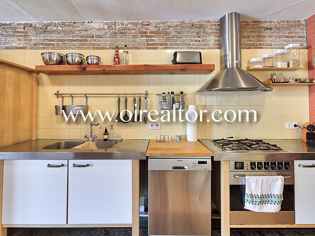 Precioso piso reformado en el Raval, Barcelona