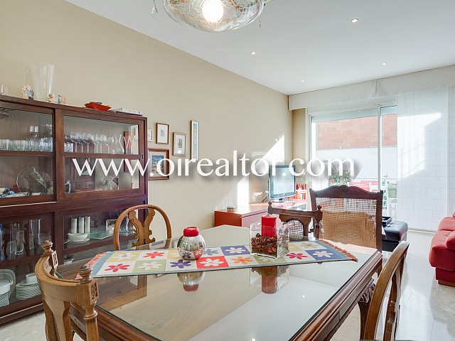 Casa muy luminosa y espaciosa en el centro de Badalona