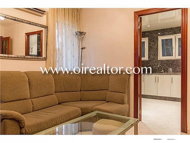 Planta baja al lado del mar en gavamar