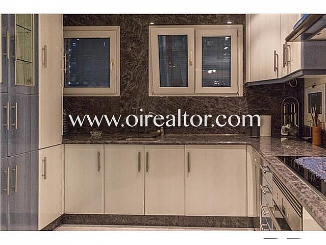 Planta baja al lado del mar en gavamar