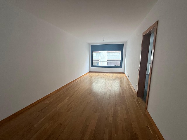 WhatsApp Image 2025 10 16 at 05.07.44 (2)