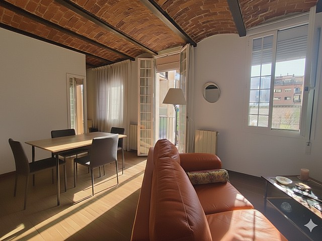 آپارتمان فروشی در موقعیت عالی در ال فورت پینک - بارسلونا