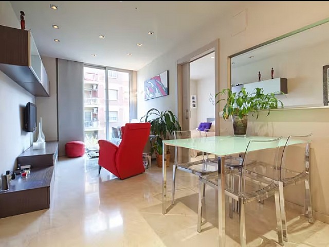 Piso muy Luminoso nuevo 2 habitaciones situado en La Dreta de l'Eixample