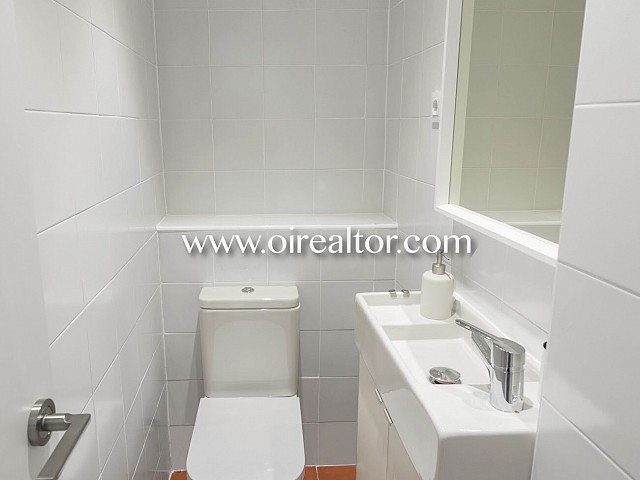 Piso con reforma integral en finca regia en Barcelona