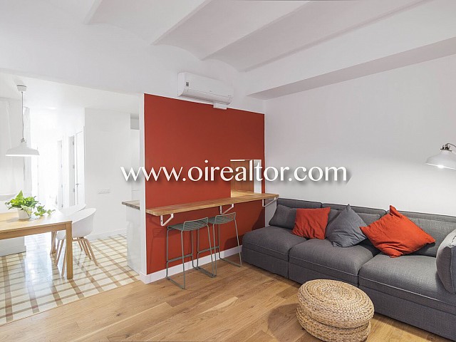 Piso con reforma integral en finca regia en Barcelona