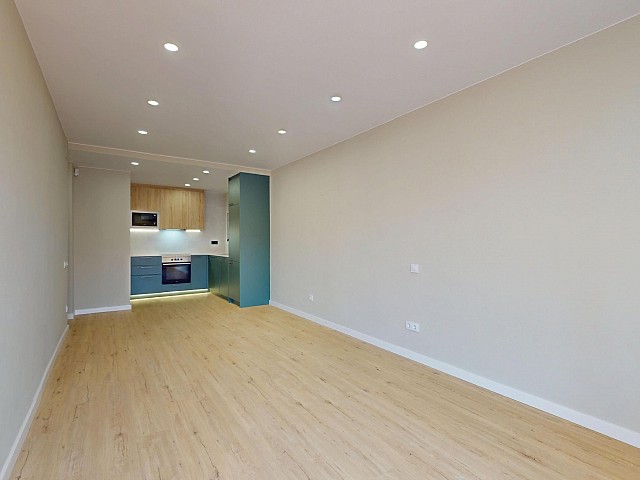 ÁTICO REFORMADO EN VENTA EN PLENO EIXAMPLE DE BARCELONA.