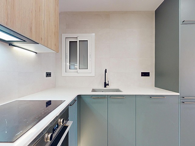 ÁTICO REFORMADO EN VENTA EN PLENO EIXAMPLE DE BARCELONA.