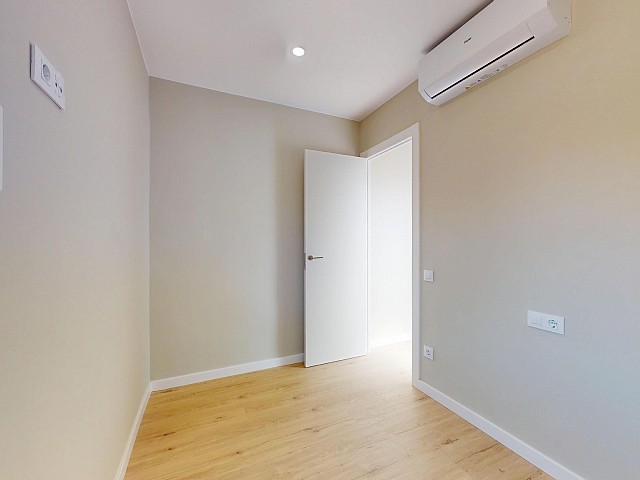 ÁTICO REFORMADO EN VENTA EN PLENO EIXAMPLE DE BARCELONA.