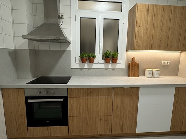 Gemini Generated Image dytfkudytfkudytf