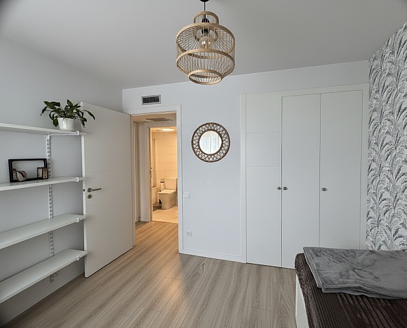 Apartamento de diseño con terraza, garaje y trastero | La Catalana