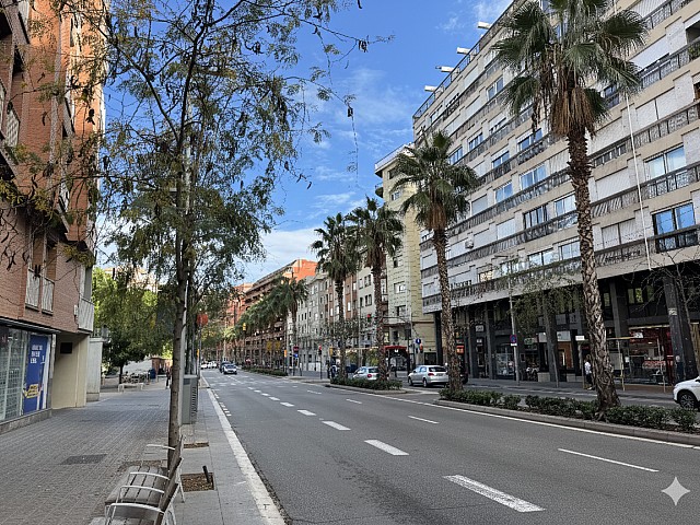 Gran apartamento luminoso y céntrico en Gràcia