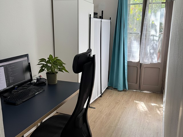 Encantador piso con balcón junto a la Avinguda Gaudí 