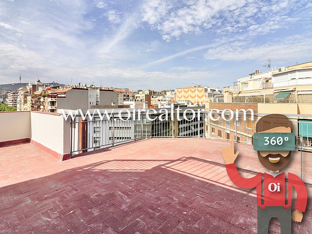 Luminoso ático con gran terraza en Eixample Esquerra, Barcelona