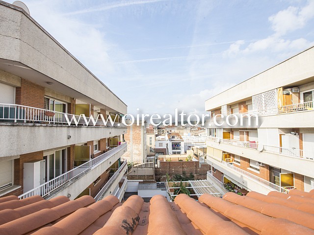 Étourdissant penthouse duplex intérieur à Calella, Barcelone