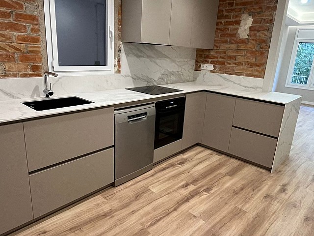 Moderno apartamento Barcelonés con vistas a la Sagrada Familia