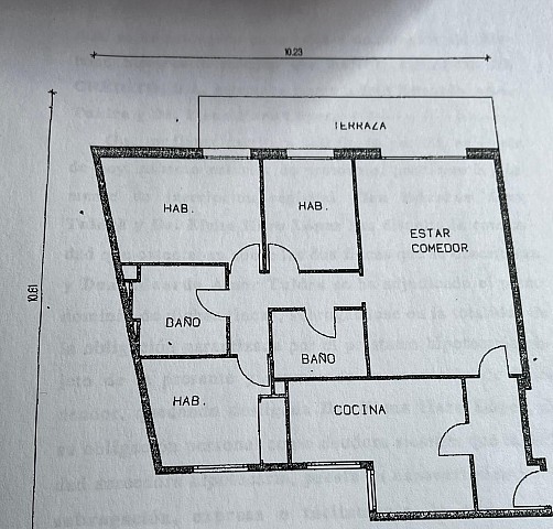 Piso luminoso con terraza y parking en Buenaventura Muñoz