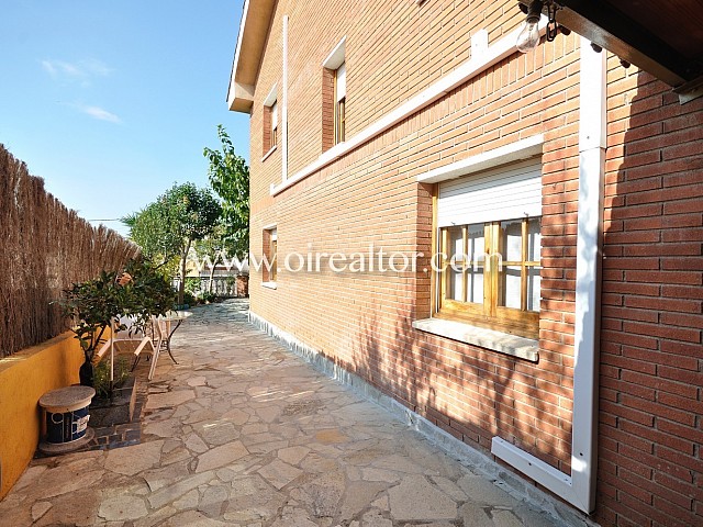 Villa for sell Rubí Oirealtor004