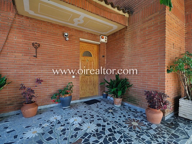 Villa for sell Rubí Oirealtor007