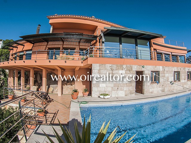 Espectacular villa de lujo con vistas panorámicas al mar en venta en Lloret de Mar, Costa Brava