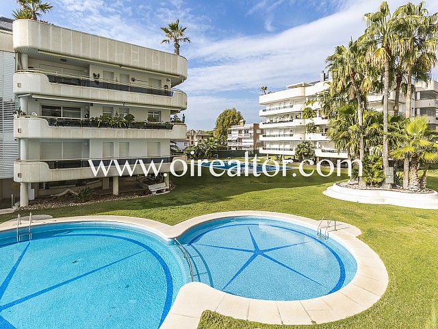 Luxusapartment zum Verkauf ein einer 5-Sterne Hotelanlage am Meer in Sitges