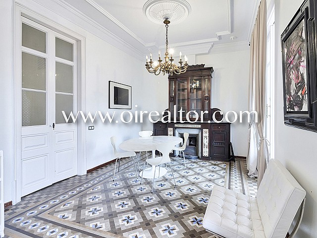appartement moderniste à seulement quelques pas du Paseo Sant Joan, Barcelone
