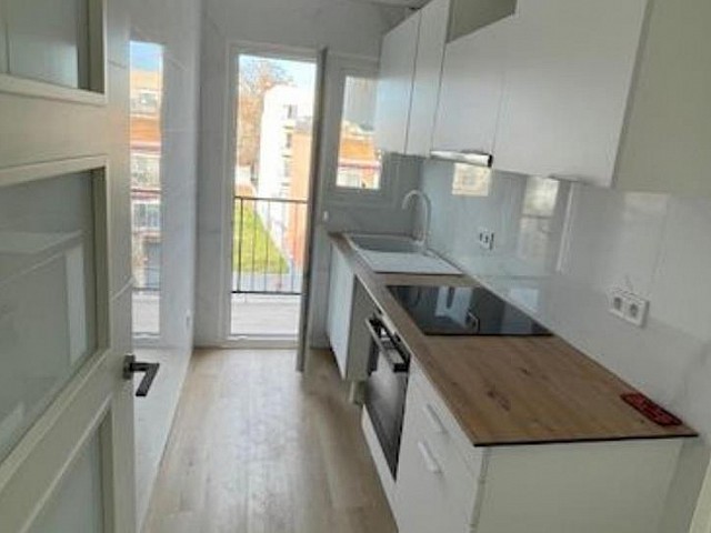 Piso En Venta En El Bon Pastor, Barcelona.