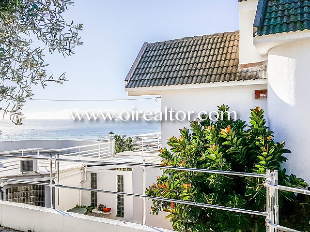 Casa para actualizar en venta en el pleno corazón del Maresme , Santa Susanna