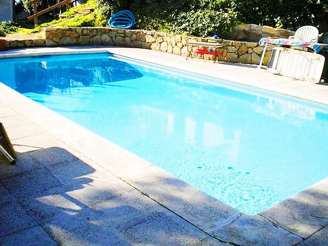 Великолепный дом с бассейном на продажу в Les Sureres, Матаро