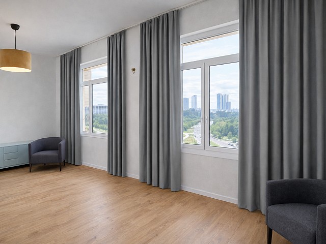 Salón moderno y luminoso