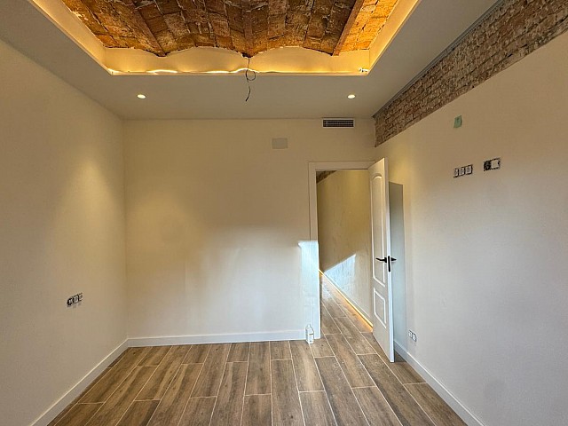 Piso en venta en Passeig de Sant Joan – Luz, diseño y elegante