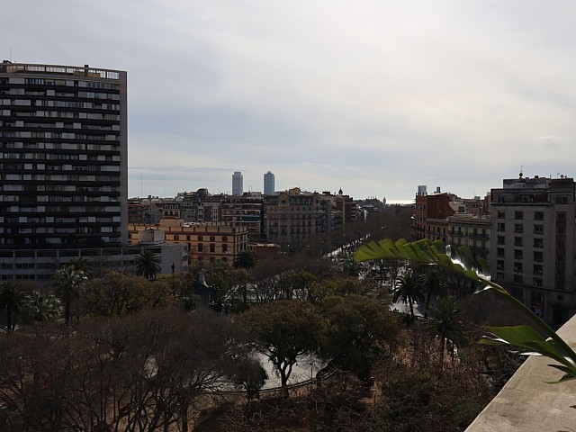 Piso en venta con vistas panorámicas a Barcelona 
