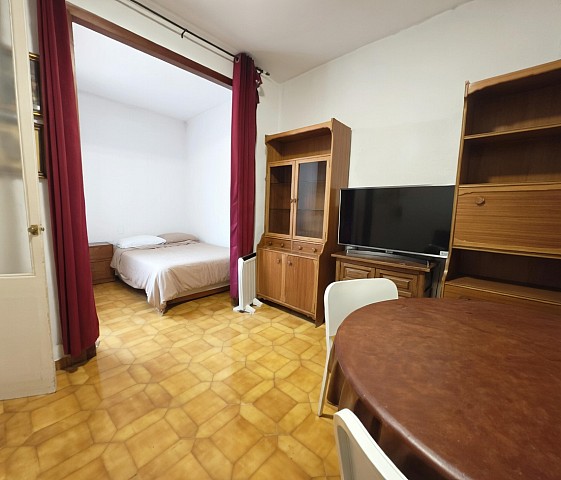 Piso en venta en carrer compte de Borrell 100 Barcelona 