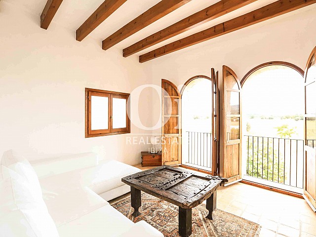 Sala de estar de casa de alquiler de estancia en zona Puig d'en Valls, Ibiza 