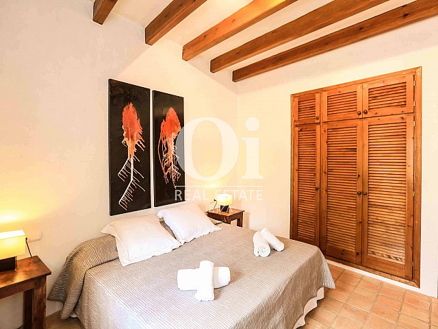 Dormitorio de casa de alquiler vacacional en Puig d'en Valls, Ibiza 