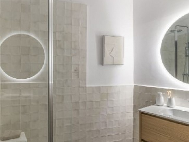 Exclusivo piso reformado con vistas a la Sagrada Familia