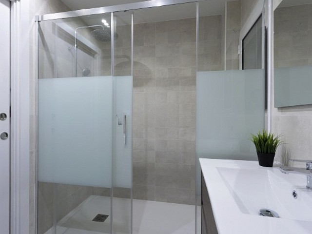 Piso en venta Sagrada Familia reformado y amueblado