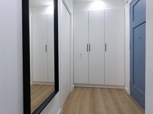 Piso en venta Sagrada Familia reformado y amueblado