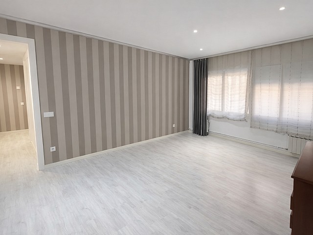 B6DFD364 B2F2 4191 8489 720E5007B4B1