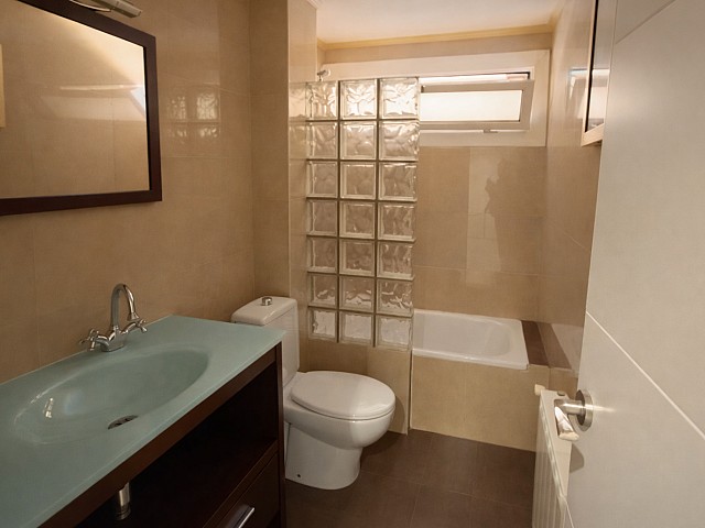 E9979622 F866 4921 B6F4 E70C8047DE88