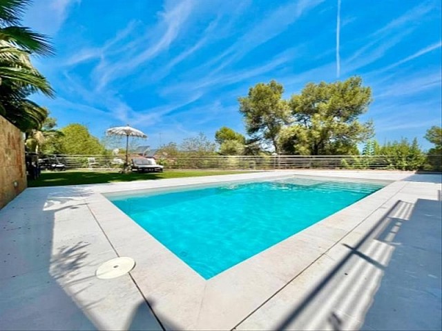 Chalet en venta con piscina espectacular y terraza soleada en Santa Cristina-Sant Francesc, Blanes