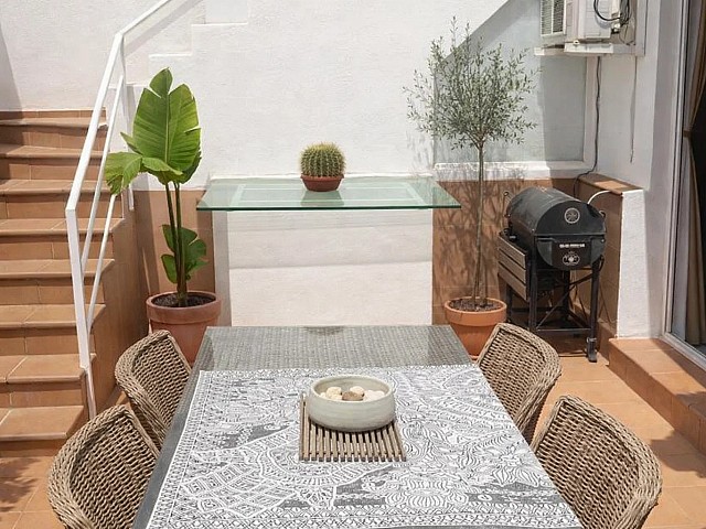 Semi-detached house with 2 terraces and Tibidabo views in Horta-Guinardó, Barcelona