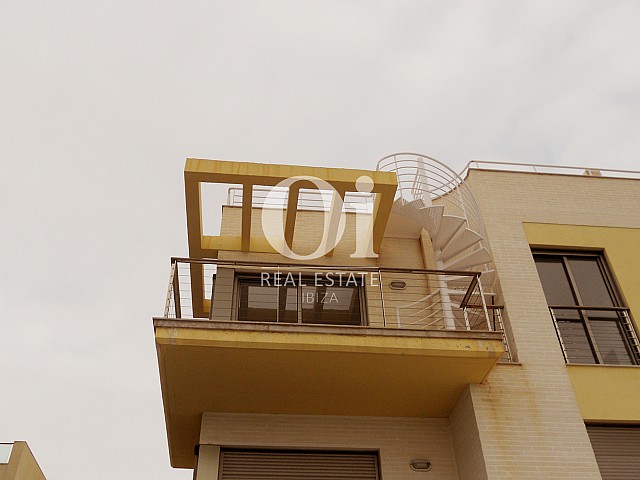 Blick auf die Wendeltreppe vom Apartment zu verkaufen in Cala Gració